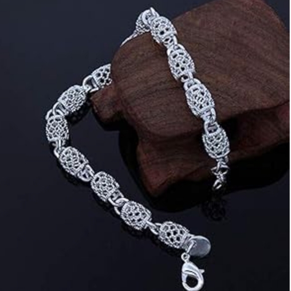 .925 stamped plated Hollow Lantern barrel bracelet 7 3/4" - Picture 5 of 5